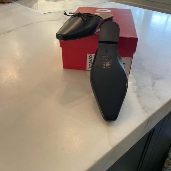 NEW WITH TAGS. STAUD GINA Black Mules with Bow - Picture 3 of 4